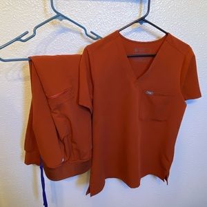 FIGS Burnt Orange Set